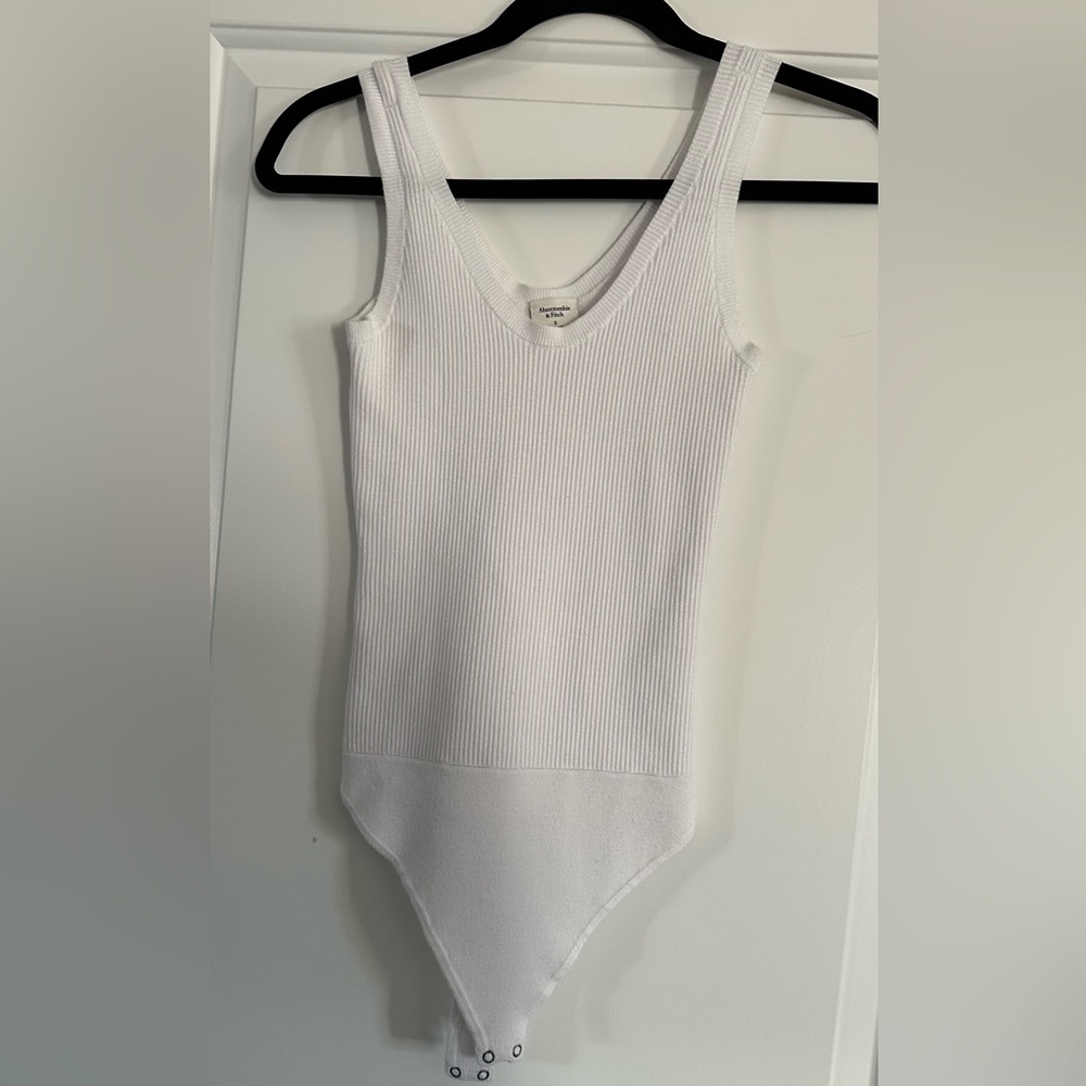 Abercrombie & Fitch White Ribbed Bodysuit